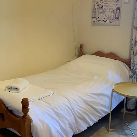 με σοφίτα Casa de Férias Chalkís