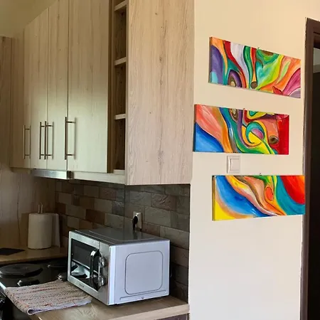 με σοφίτα Chalkís